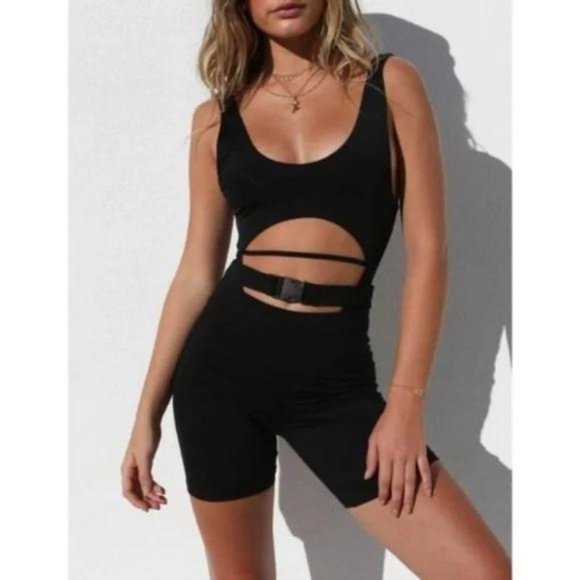 Tiger Mist Cut out Biker Shorts | K - Picture 2 of 5